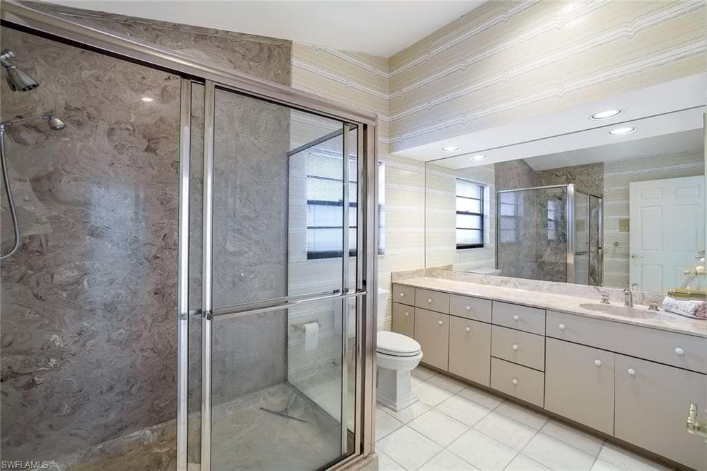475 Seabee Ave, Naples, FL 34108-22