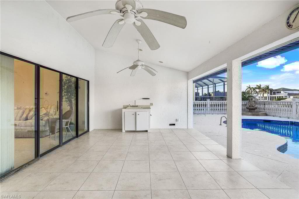 475 Seabee Ave, Naples, FL 34108-25