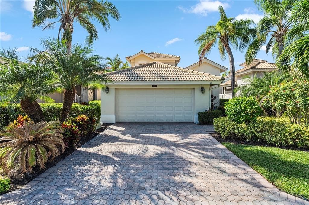 3746 Cotton Green Path Dr, Naples, FL 34114-39