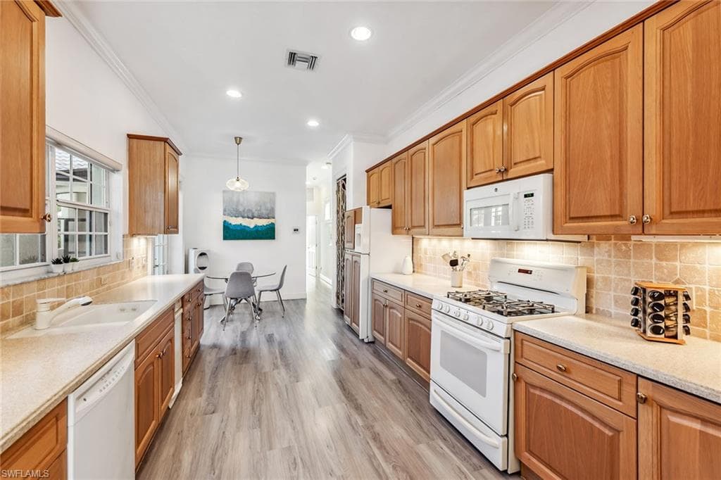 3746 Cotton Green Path Dr, Naples, FL 34114-8