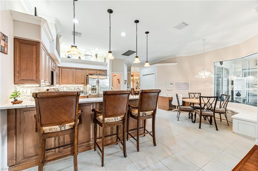 8894 Lely Island Cir, Naples, FL 34113-11