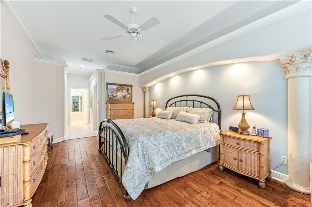 8894 Lely Island Cir, Naples, FL 34113-18