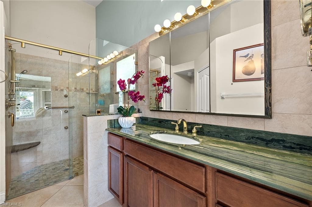 550 Captn Kate Ct 22, Naples, FL 34110-15