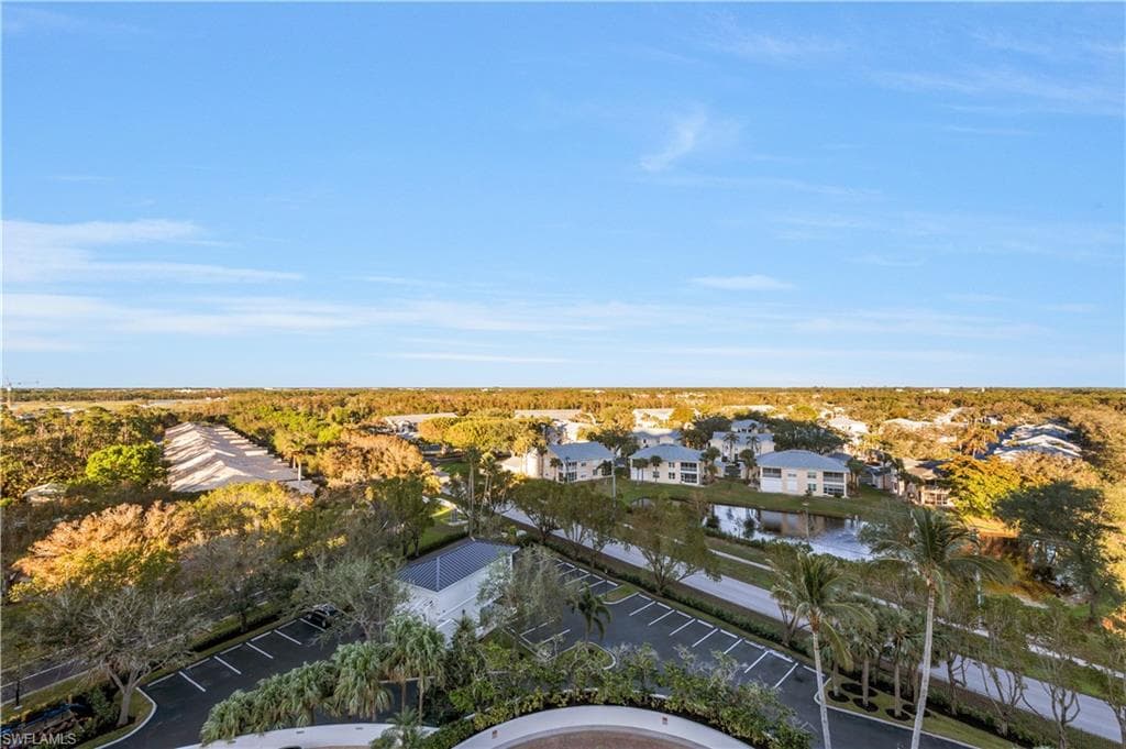 455 Cove Tower Dr 903, Naples, FL 34110-25