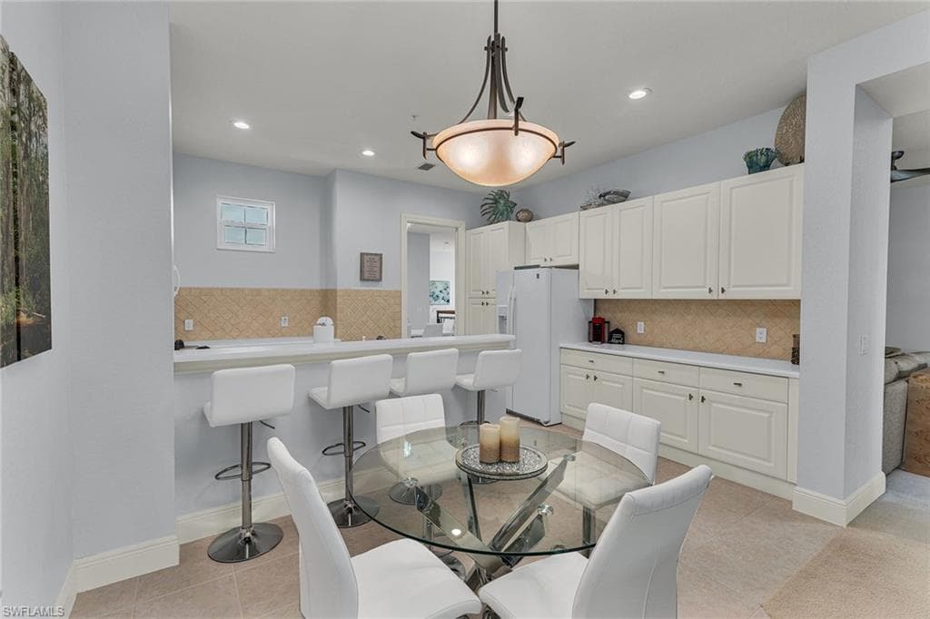 9219 Corfu Ct 202, Naples, FL 34114-13