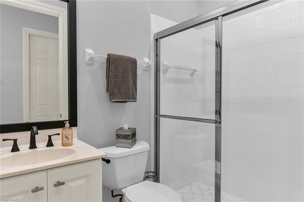 9219 Corfu Ct 202, Naples, FL 34114-27