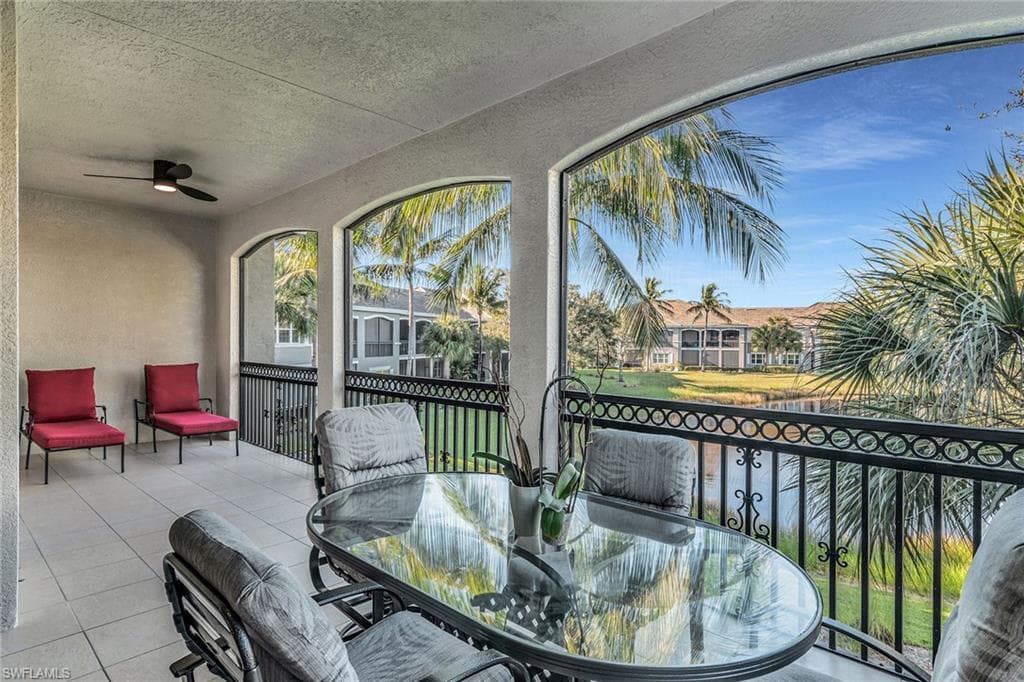 9219 Corfu Ct 202, Naples, FL 34114-30