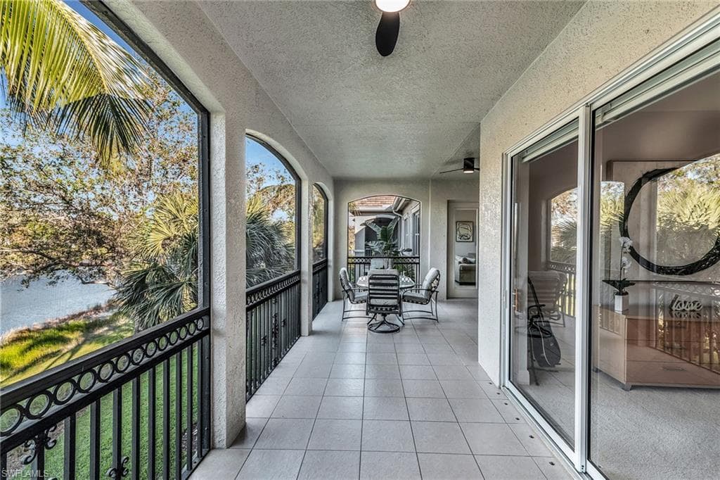 9219 Corfu Ct 202, Naples, FL 34114-32