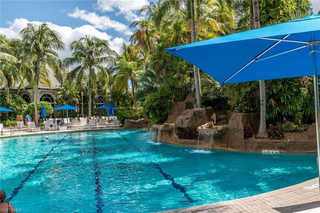 9219 Corfu Ct 202, Naples, FL 34114-39