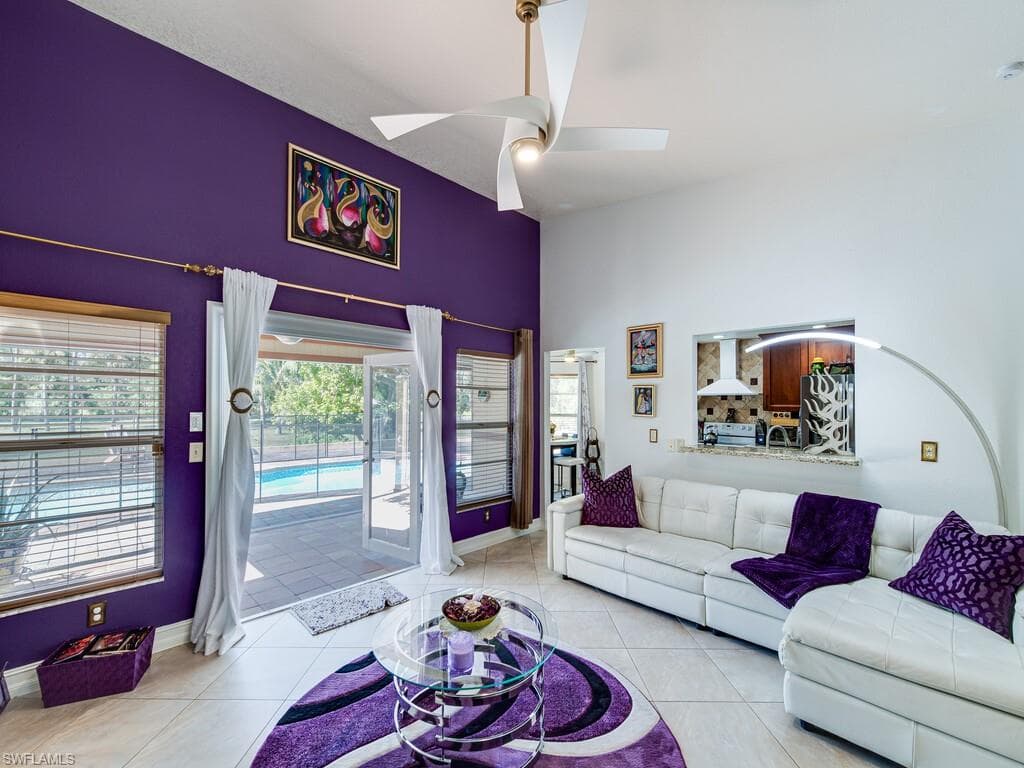 3091 4th St NE, Naples, FL 34120-7