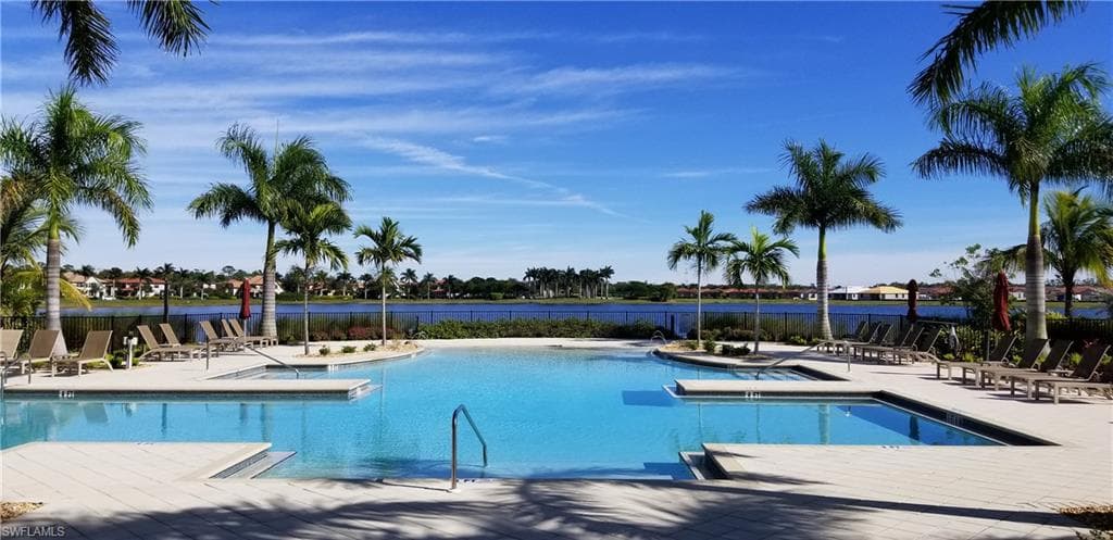 1622 Oceania Dr S 101, Naples, FL 34113-22