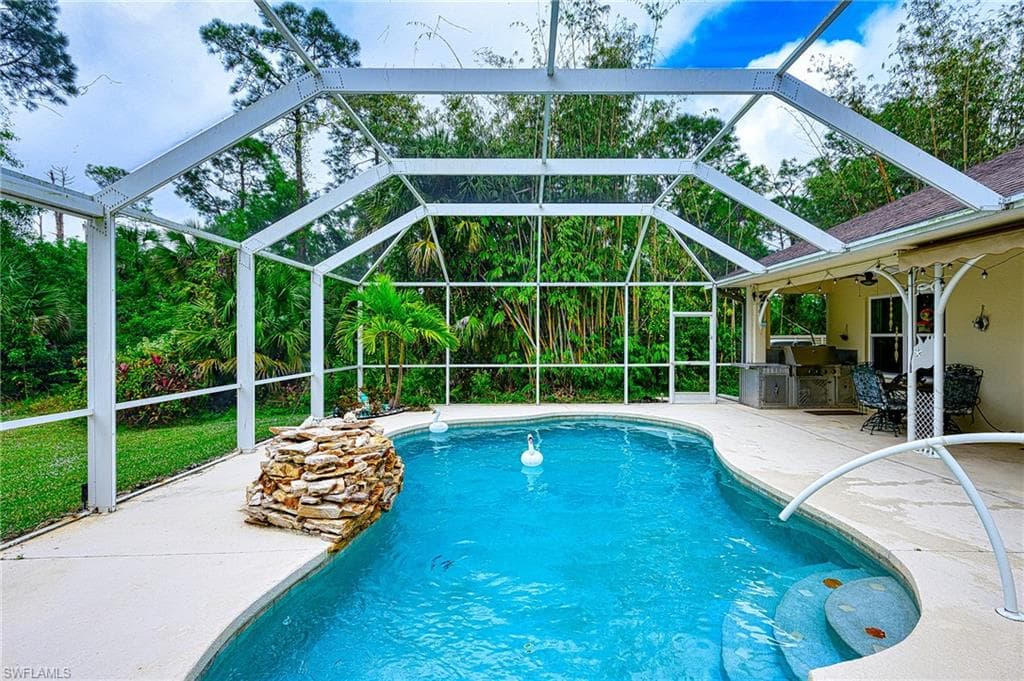 4595 16th St NE, Naples, FL 34120-27