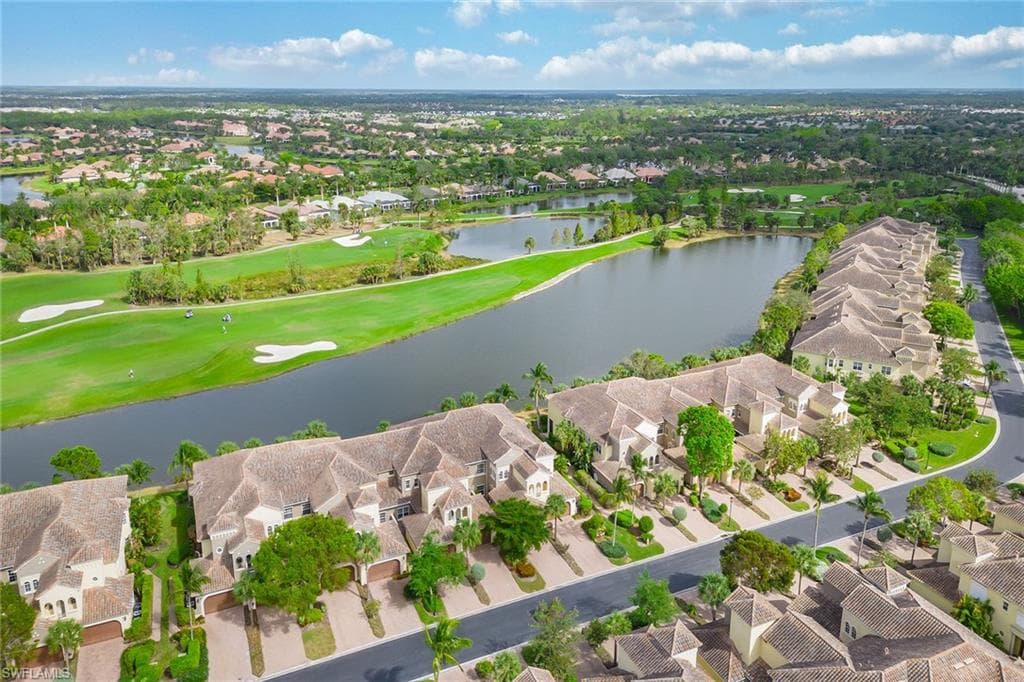3725 Montreux Ln 204, Naples, FL 34114-34