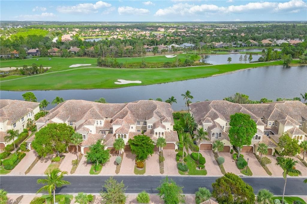 3725 Montreux Ln 204, Naples, FL 34114-35
