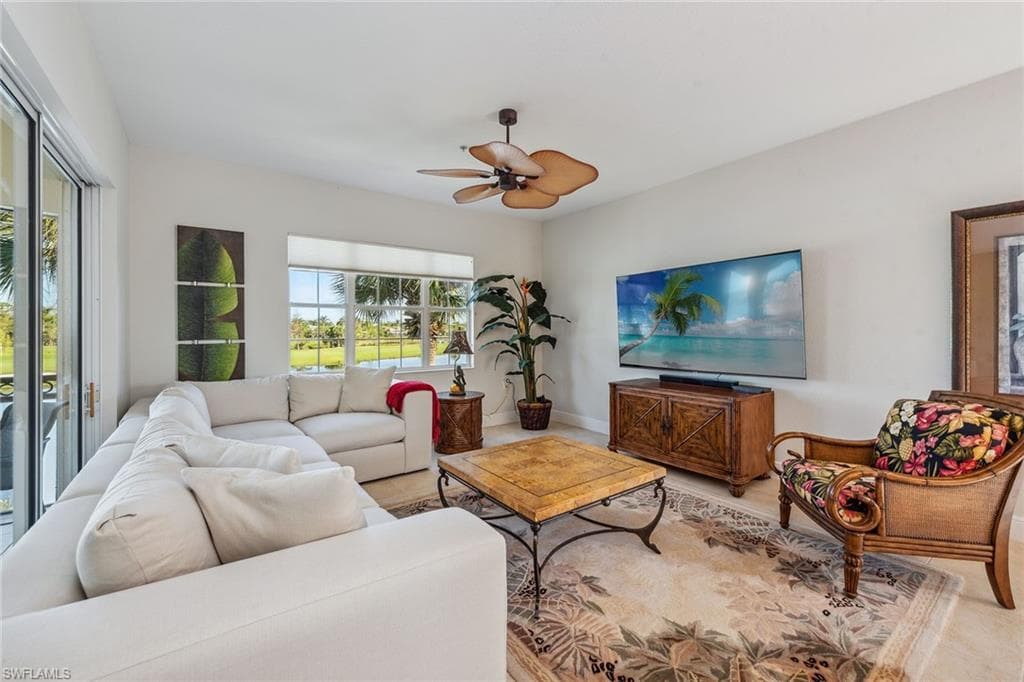 3725 Montreux Ln 204, Naples, FL 34114-4