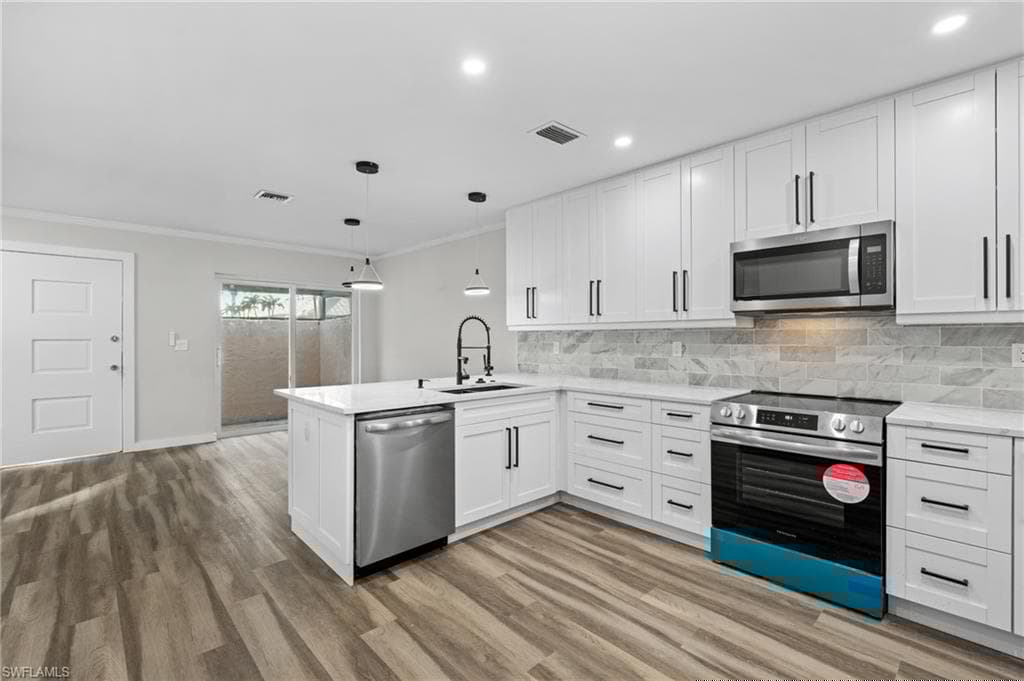 1521 Chesapeake Ave B-2, Naples, FL 34102-12