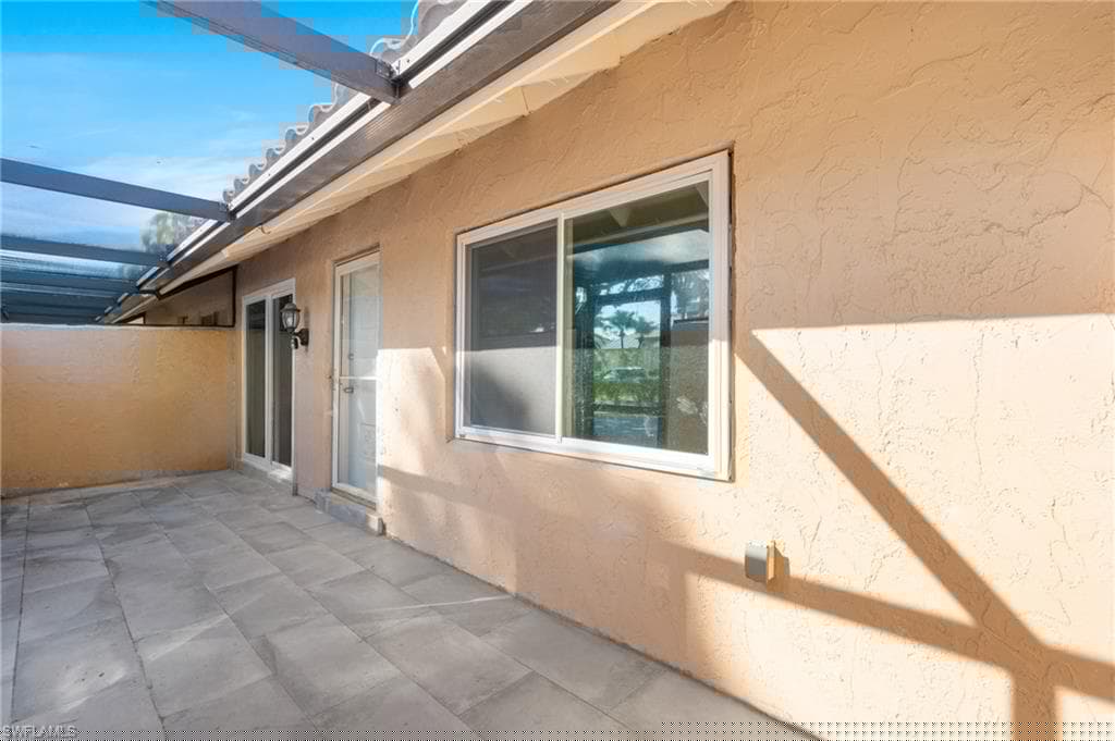 1521 Chesapeake Ave B-2, Naples, FL 34102-19