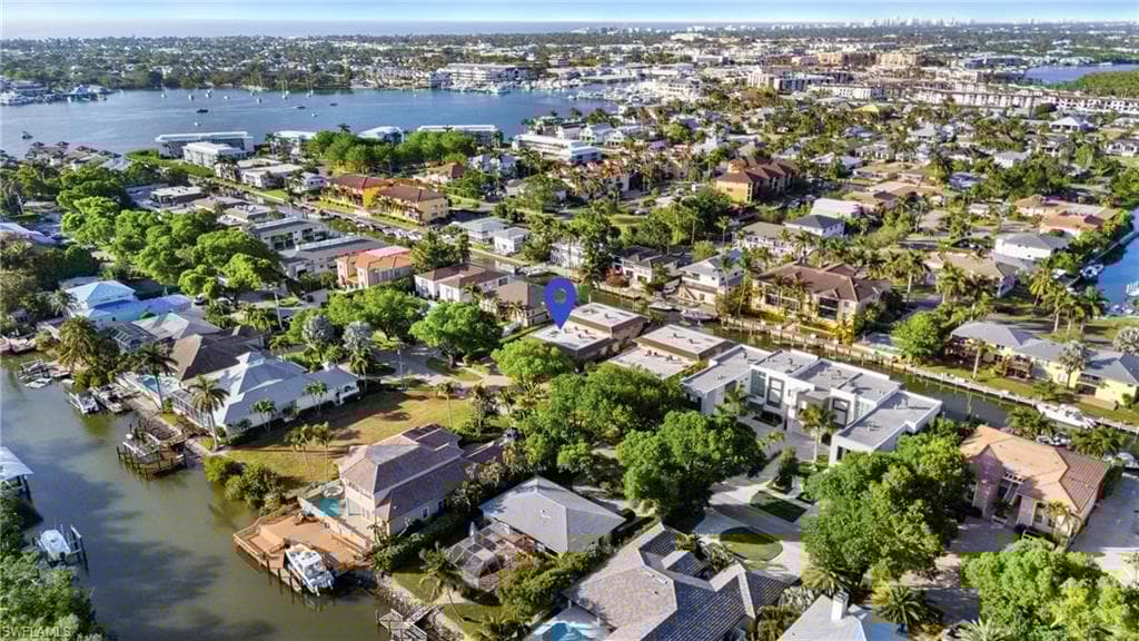 1521 Chesapeake Ave B-2, Naples, FL 34102-5