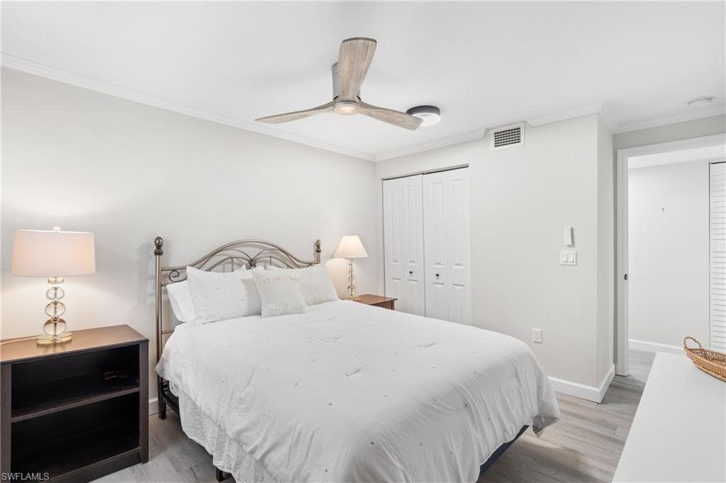 1517 Chesapeake Ave B-3, Naples, FL 34102-18