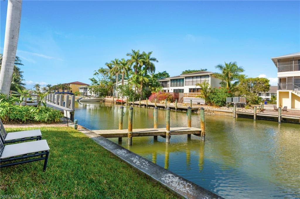 1517 Chesapeake Ave B-3, Naples, FL 34102-2