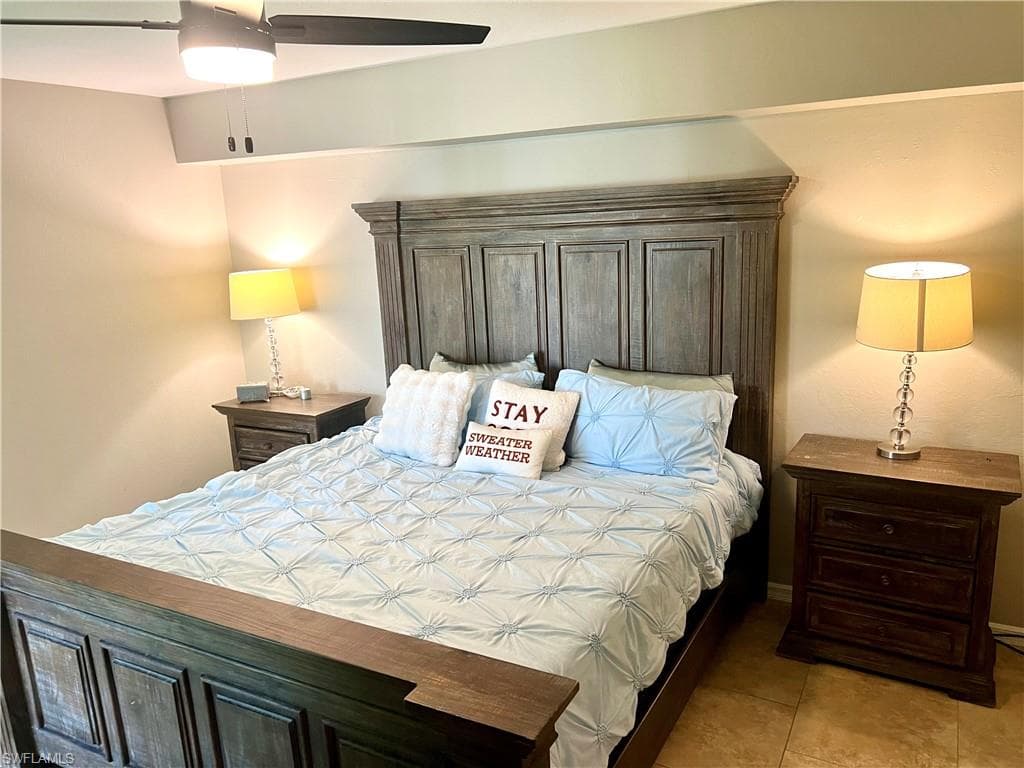 2141 Tama Cir 101, Naples, FL 34112-15