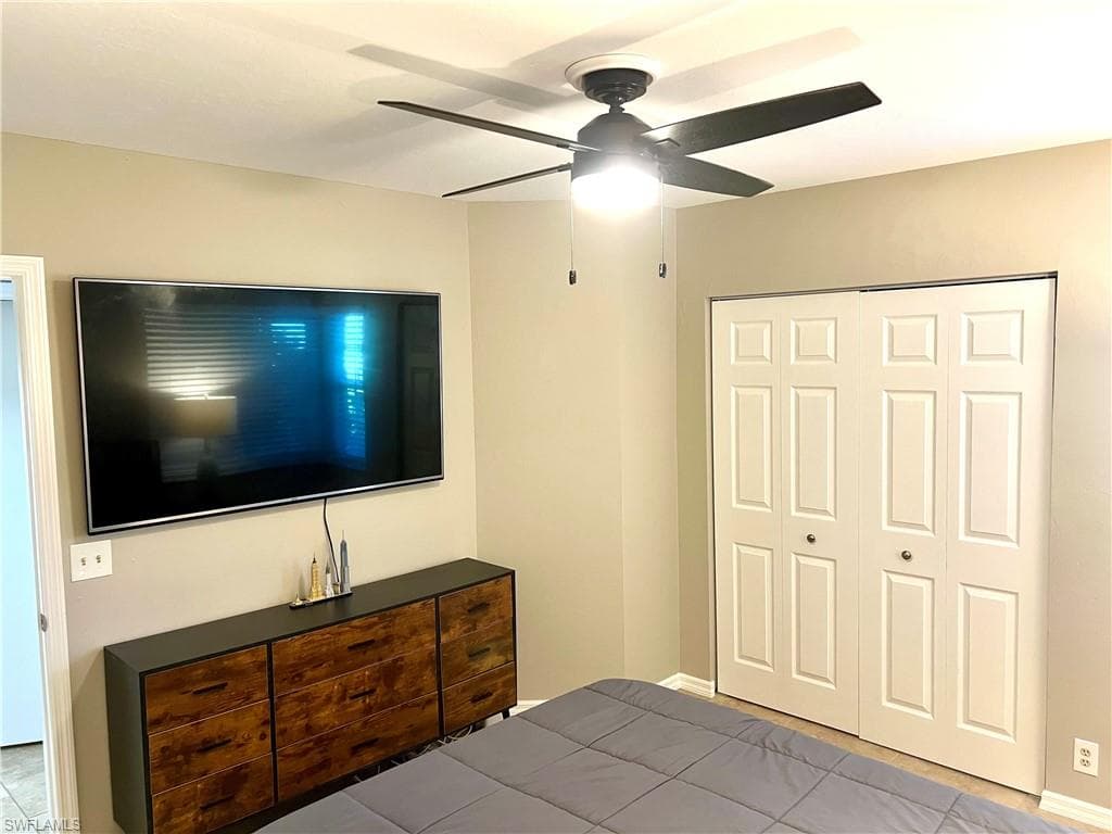 2141 Tama Cir 101, Naples, FL 34112-21