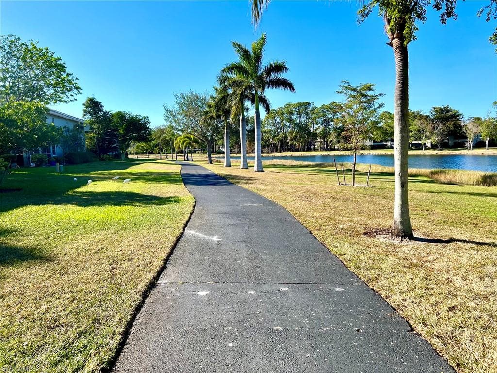 2141 Tama Cir 101, Naples, FL 34112-29