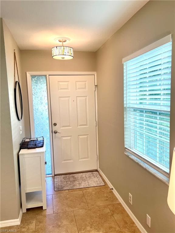 2141 Tama Cir 101, Naples, FL 34112-7