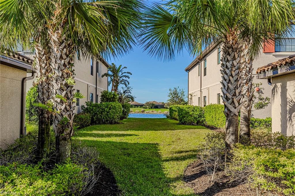 9373 Pocida Ct 9-104, Naples, FL 34119-21
