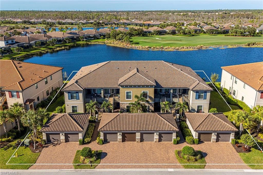 9373 Pocida Ct 9-104, Naples, FL 34119-28
