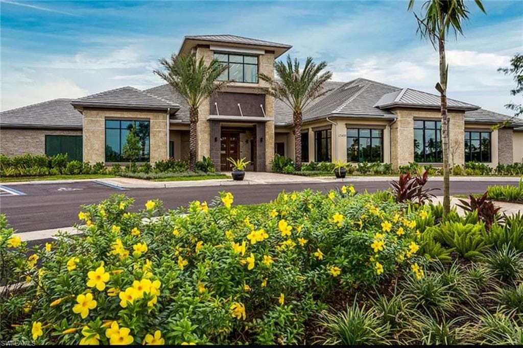 9373 Pocida Ct 9-104, Naples, FL 34119-39