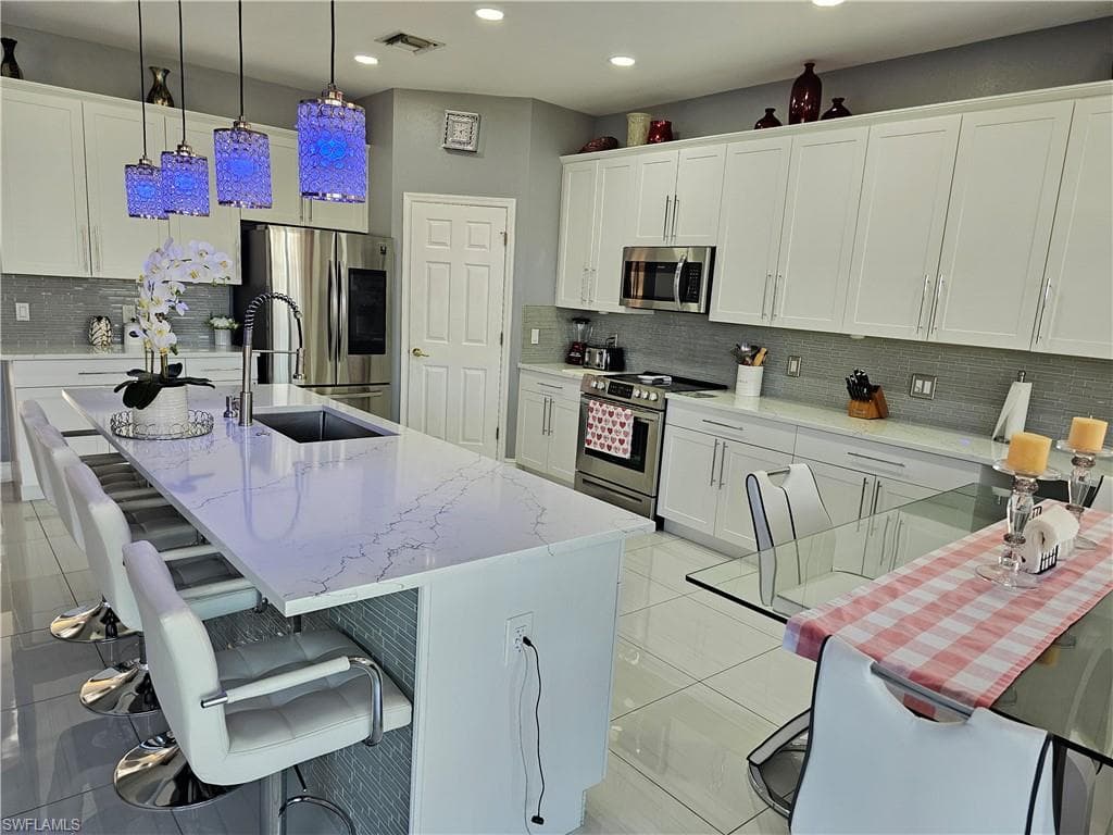 14215 Manchester Dr S, Naples, FL 34114-12