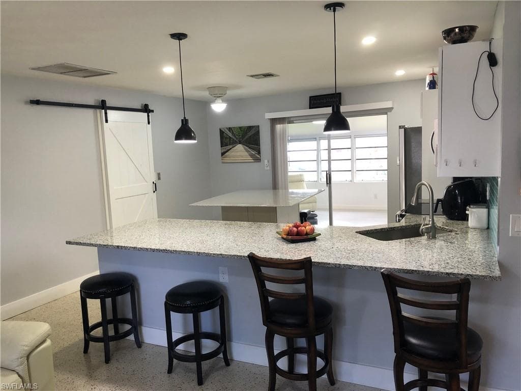 27111 Sun Aqua Ln, Bonita Springs, FL 34135-6