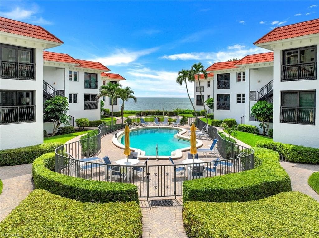3333 Gulf Shore Blvd N 503, Naples, FL 34103-30