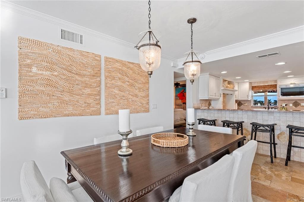 1204 Edington Pl C402, Marco Island, FL 34145-17