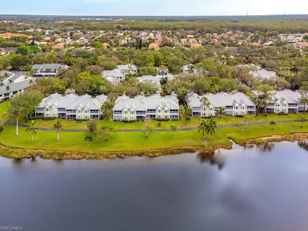 2839 Aintree Ln B202, Naples, FL 34112-4