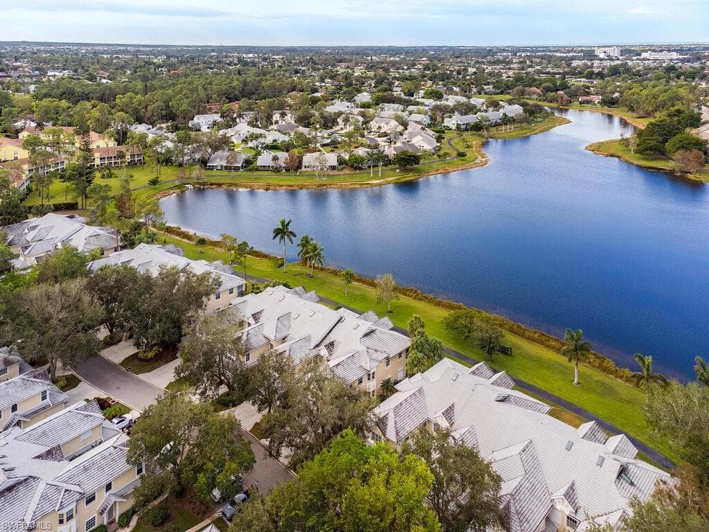 2839 Aintree Ln B202, Naples, FL 34112-6