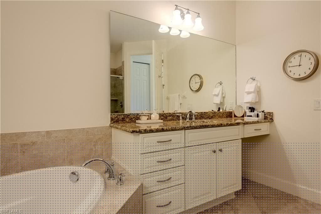 12046 Covent Garden Ct 901, Naples, FL 34120-14