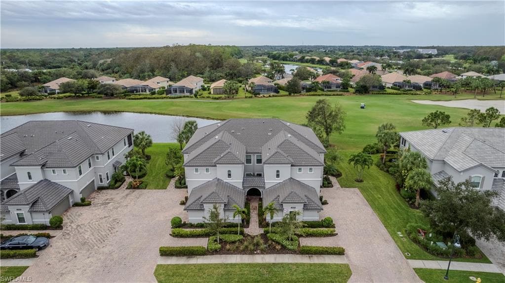 12046 Covent Garden Ct 901, Naples, FL 34120-28