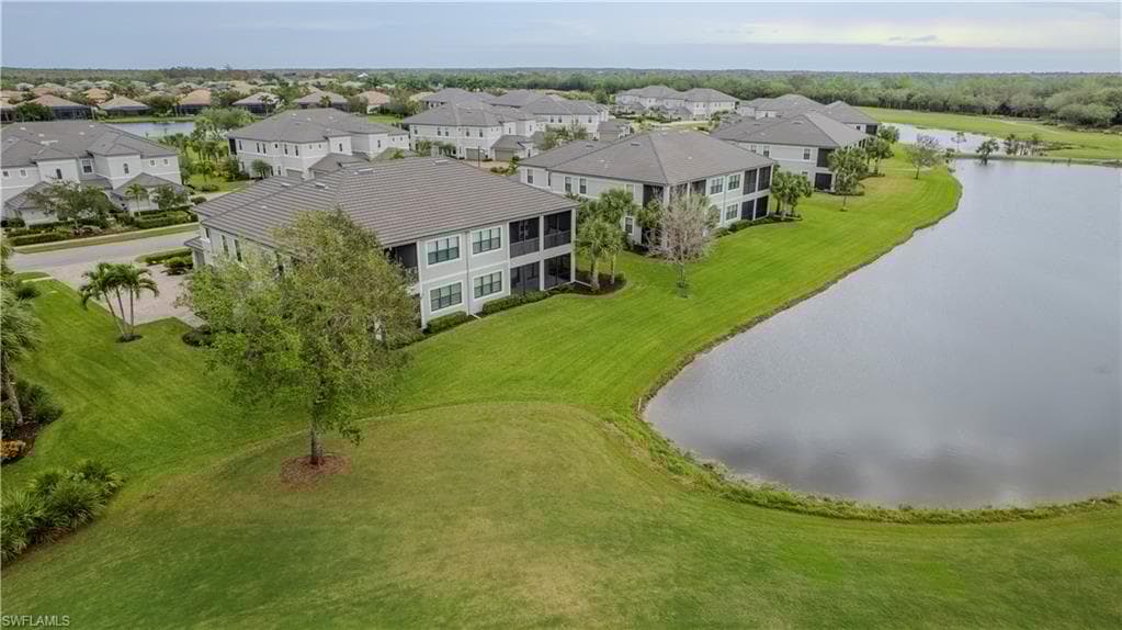 12046 Covent Garden Ct 901, Naples, FL 34120-33