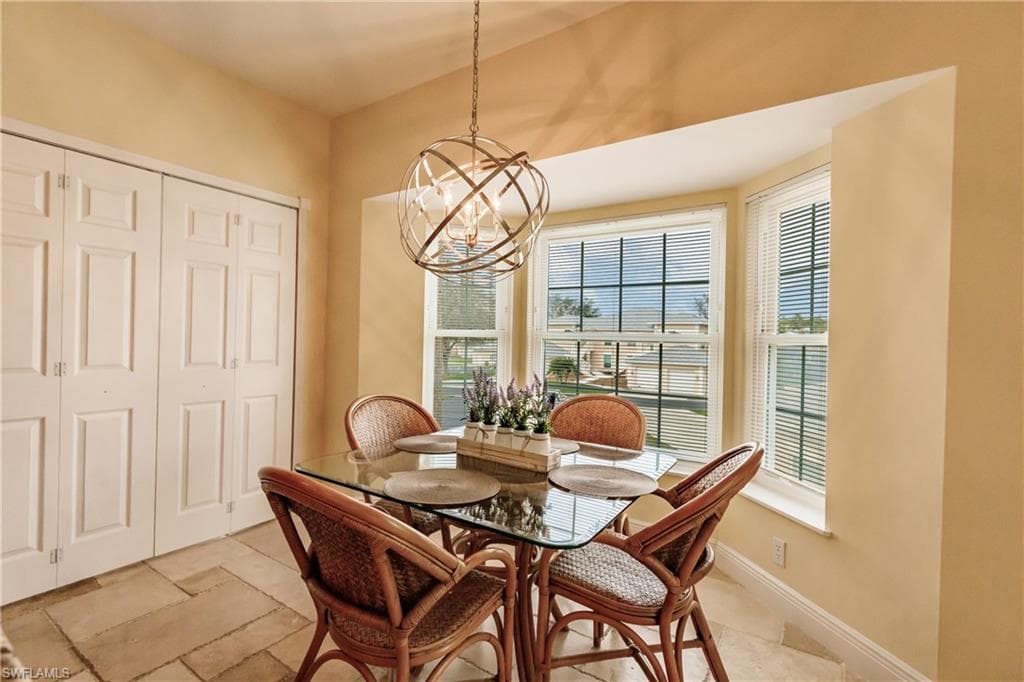 680 Wiggins Lake Dr 201, Naples, FL 34110-11