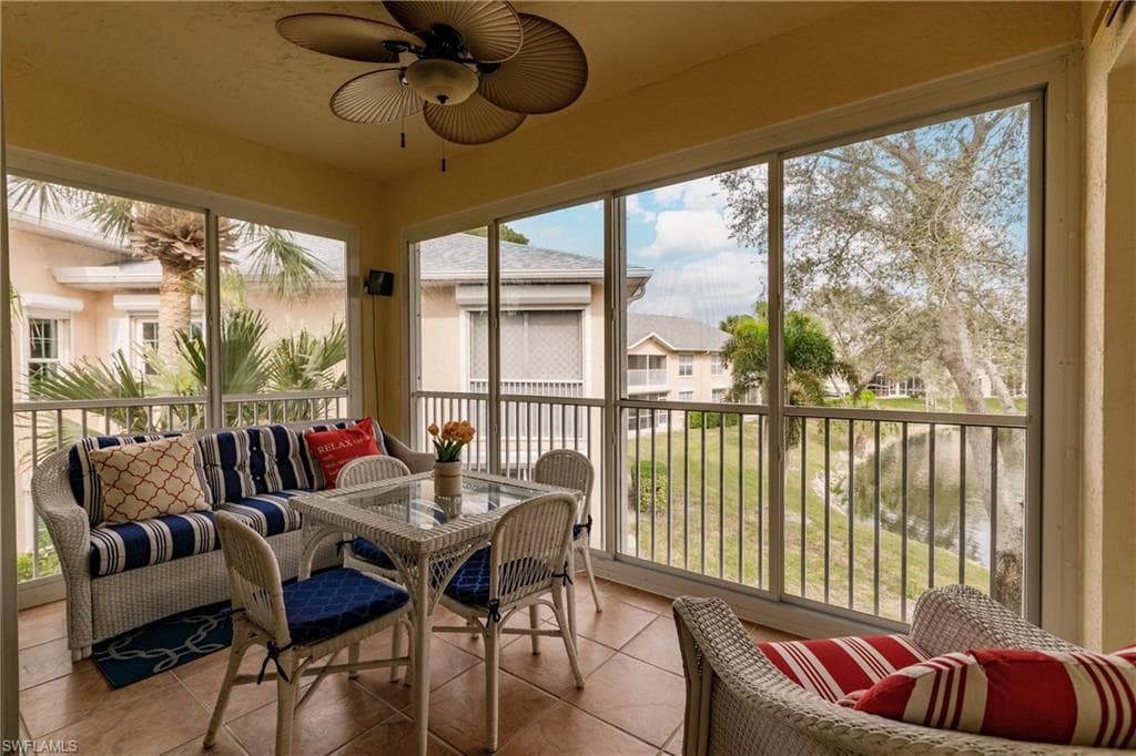 680 Wiggins Lake Dr 201, Naples, FL 34110-29
