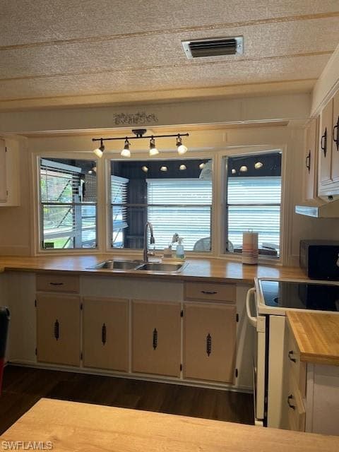 181 Sugar Loaf Ln 69, Naples, FL 34114-5