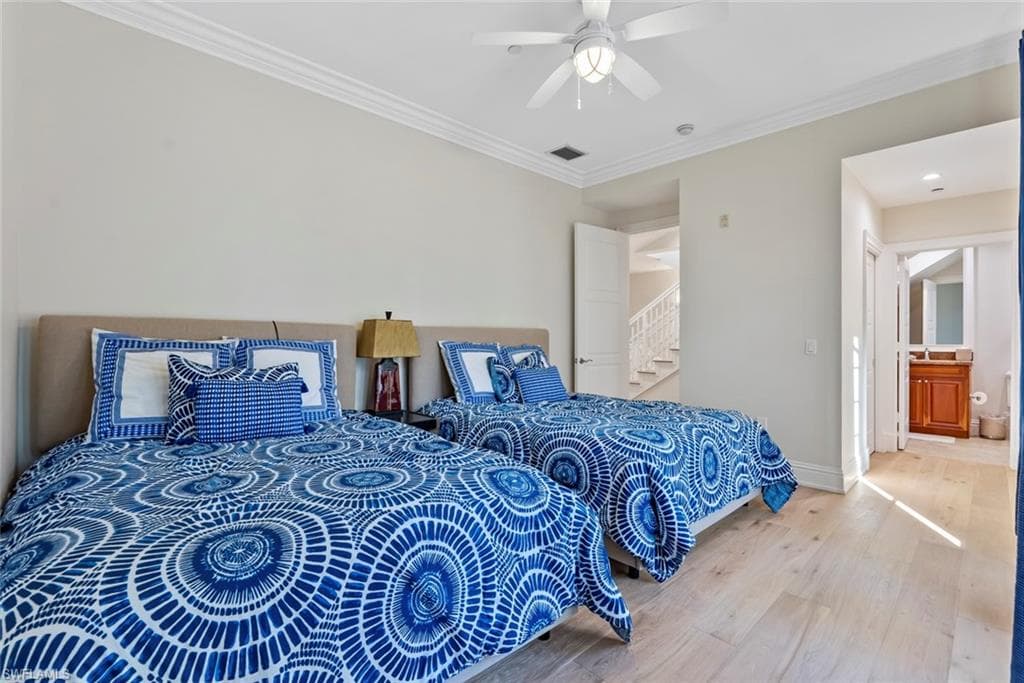 1001 10th Ave S C-1, Naples, FL 34102-21