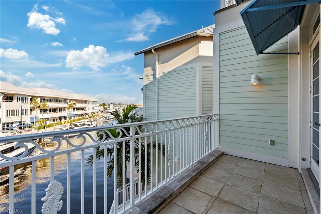 1001 10th Ave S C-1, Naples, FL 34102-25