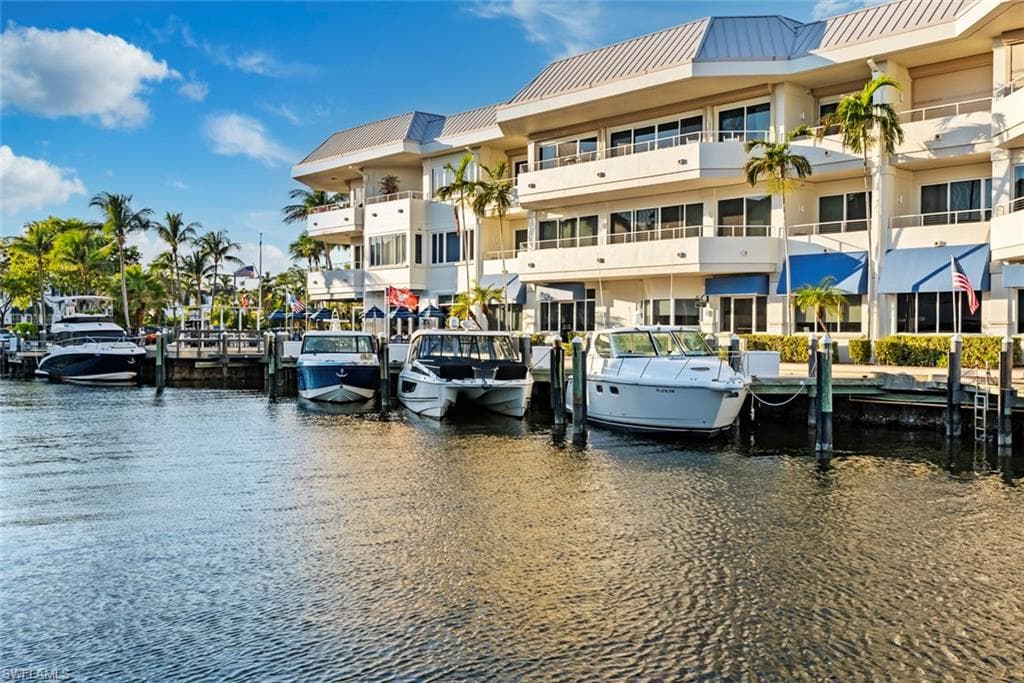 1001 10th Ave S C-1, Naples, FL 34102-33
