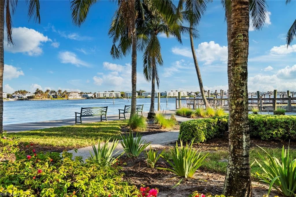 1001 10th Ave S C-1, Naples, FL 34102-38