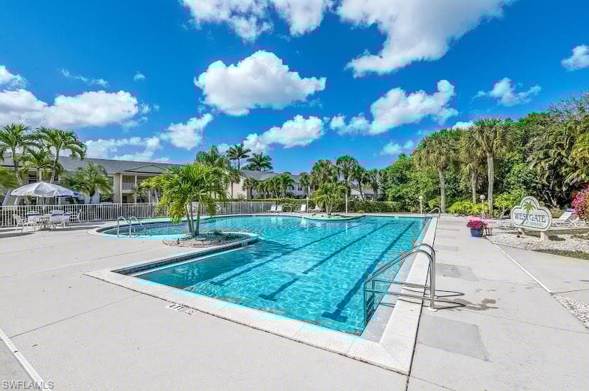 1140 Sarah Jean Cir C-205, Naples, FL 34110-26