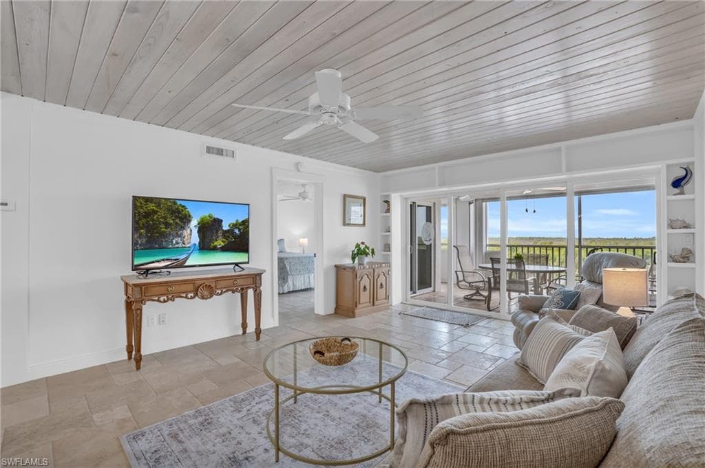 12945 Vanderbilt Dr 505, Naples, FL 34110-13