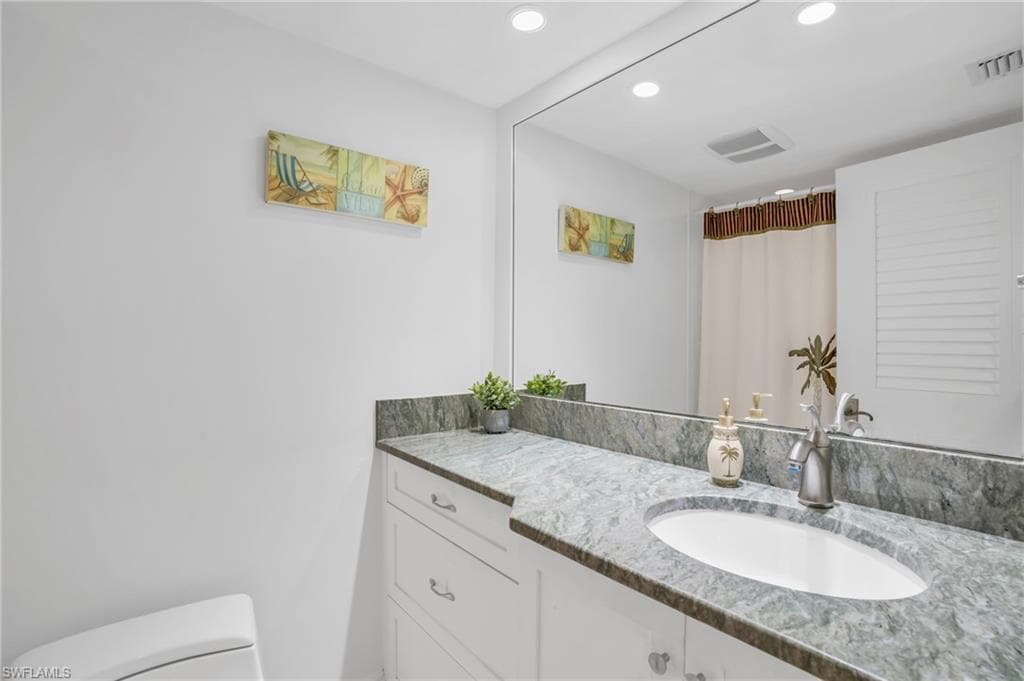 12945 Vanderbilt Dr 505, Naples, FL 34110-16
